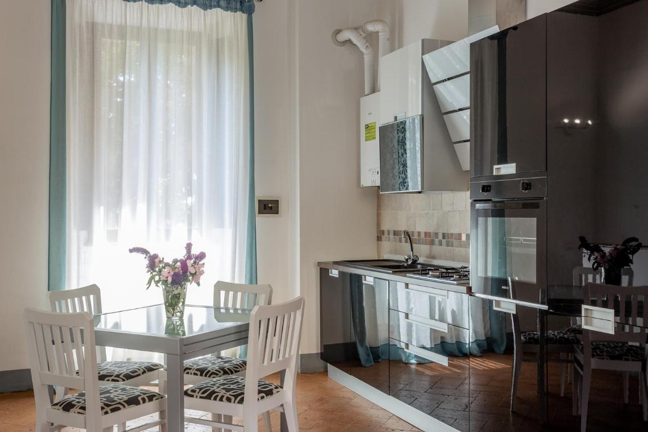 Il Borgo Di Terrensano Aparthotel Siena Exterior foto