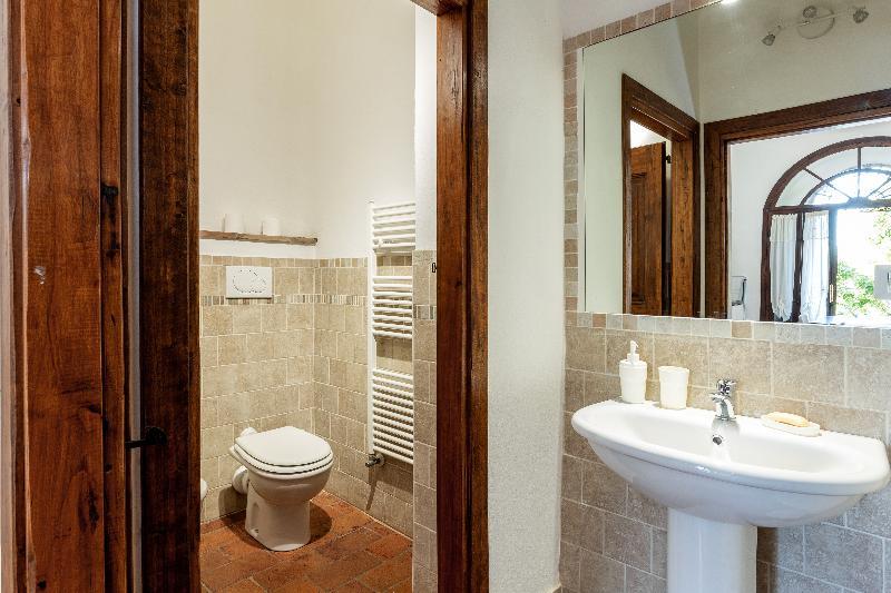 Il Borgo Di Terrensano Aparthotel Siena Exterior foto